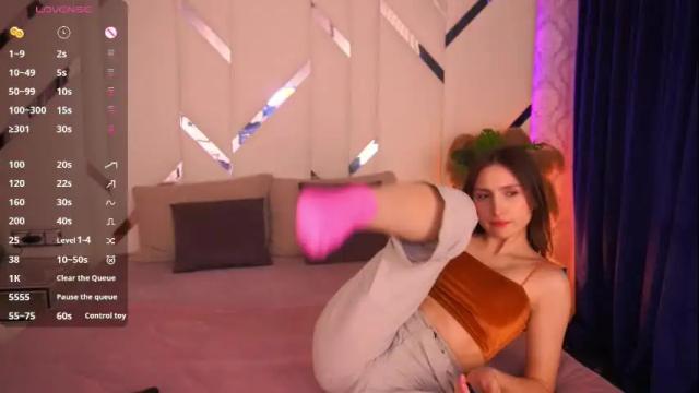 Image 4 of hanna__klein Stream on Chaturbate on 1 month ago