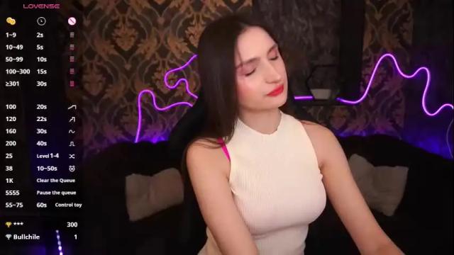 Image 2 of hanna__klein Stream on Chaturbate on 29 days ago