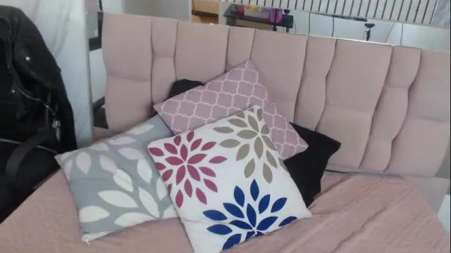 Image 11 of hanna__palmer1 Stream on Chaturbate on 2 months ago