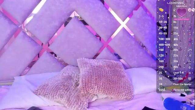 Image 3 of hanna_azumi_ Stream on Chaturbate on 13 days ago
