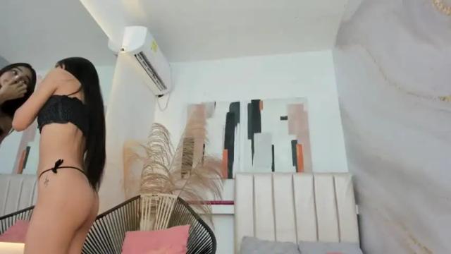 Image 2 of hanna_botero Stream on Chaturbate on 20 months ago
