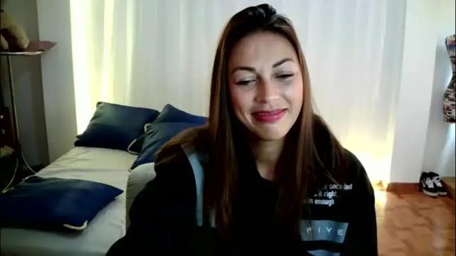 Image 4 of hanna_charming Stream on Chaturbate on 11 days ago