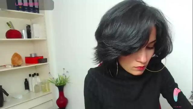 Image 3 of hanna_chloe Stream on Chaturbate on 2 months ago