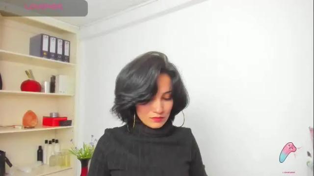 Image 7 of hanna_chloe Stream on Chaturbate on 2 months ago