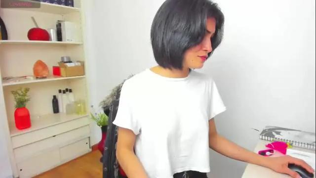 Image 12 of hanna_chloe Stream on Chaturbate on 2 months ago