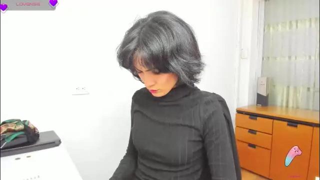 Image 8 of hanna_chloe Stream on Chaturbate on 27 days ago