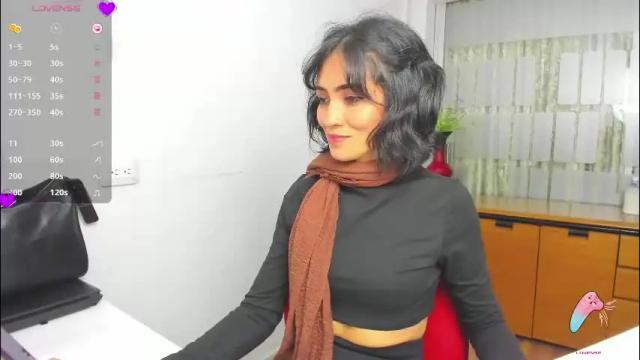 Image 4 of hanna_chloe Stream on Chaturbate on 2 months ago