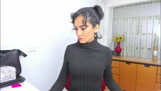 Image 11 of hanna_chloe Stream on Chaturbate on 29 days ago