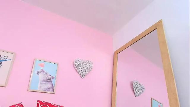 Image 2 of hanna_grray Stream on Chaturbate on 1 month ago