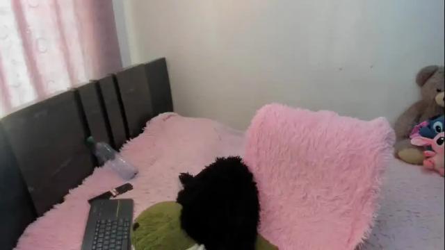 Image 8 of hanna_harrison Stream on Chaturbate on 2 months ago