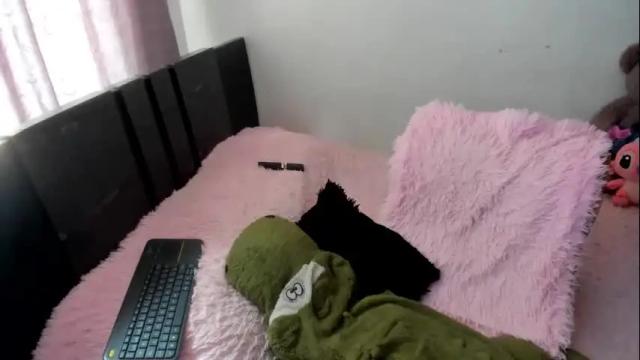 Image 11 of hanna_harrison Stream on Chaturbate on 1 month ago