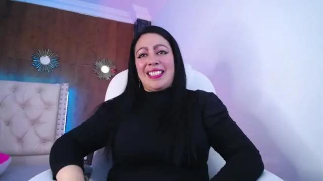Image 11 of hanna_jhonson_ Stream on Chaturbate on 18 months ago