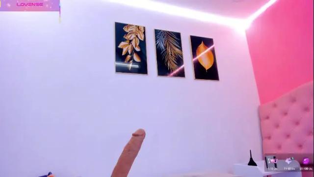 Image 12 of hanna_keller1 Stream on Chaturbate on 3 months ago
