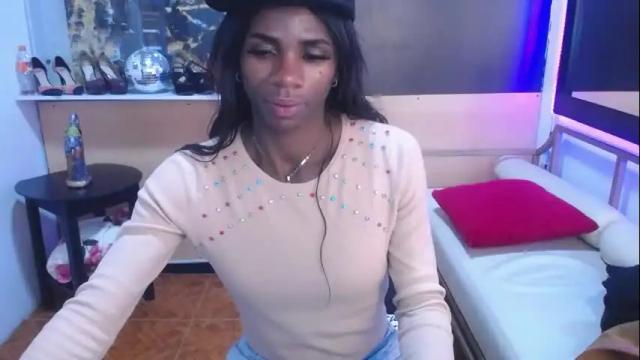 Image 2 of hanna_lamber Stream on Chaturbate on 19 days ago