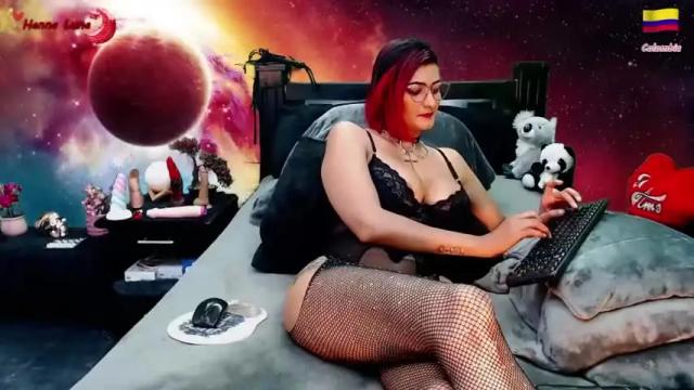 Image 8 of hanna_luna Stream on Chaturbate on 16 months ago