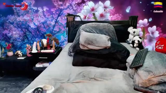 Image 10 of hanna_luna Stream on Chaturbate on 15 months ago