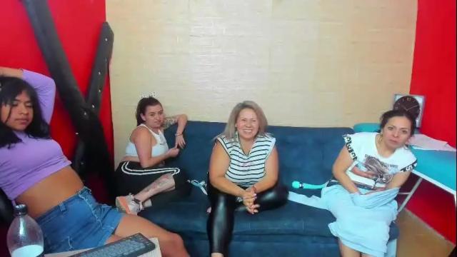 Image 6 of hanna_mature01 Stream on Chaturbate on 1 month ago