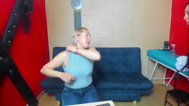 Image 2 of hanna_mature01 Stream on Chaturbate on 1 month ago