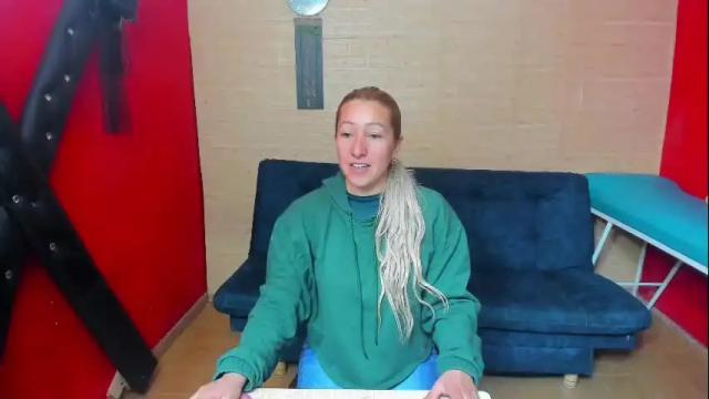 Image 7 of hanna_mature01 Stream on Chaturbate on 1 month ago