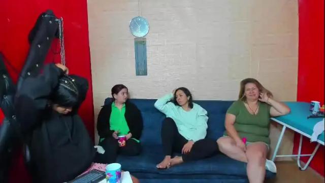 Image 4 of hanna_mature01 Stream on Chaturbate on 9 days ago