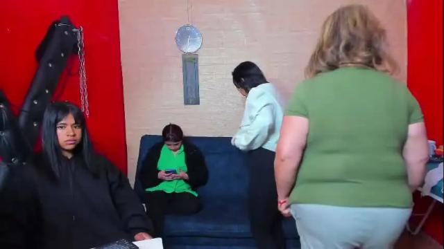 Image 8 of hanna_mature01 Stream on Chaturbate on 9 days ago