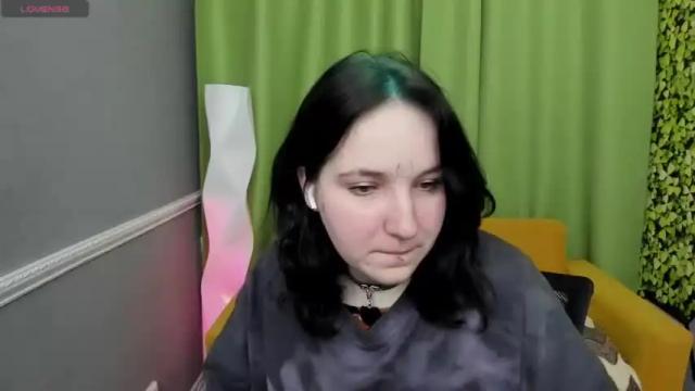 Image 2 of hanna_mild_ Stream on Chaturbate on 16 months ago