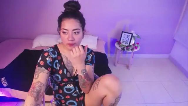 Image 11 of hanna_moore1 Stream on Chaturbate on 13 months ago