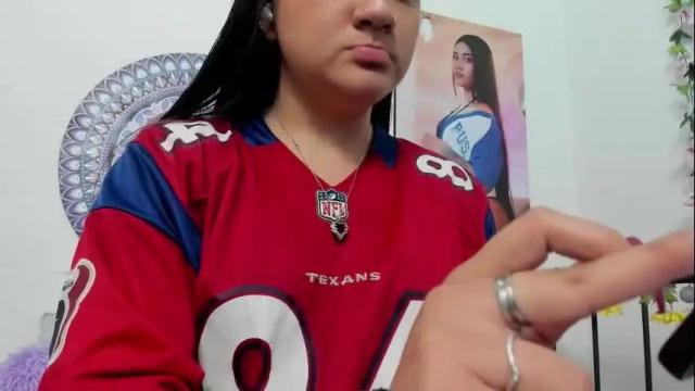 Image 4 of hanna_moore1 Stream on Chaturbate on 1 month ago