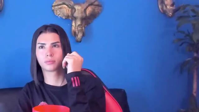 Image 3 of hanna_rouse69_ Stream on Chaturbate on 15 months ago