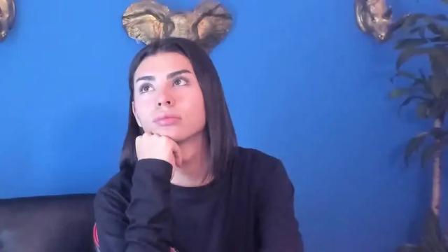 Image 8 of hanna_rouse69_ Stream on Chaturbate on 15 months ago