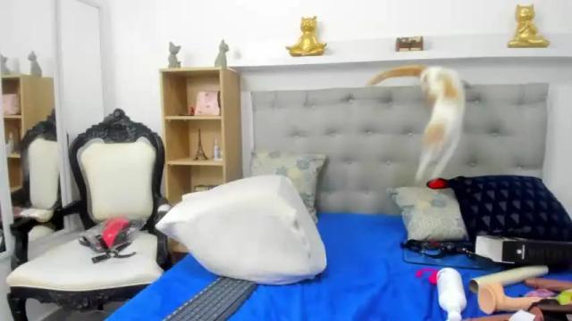 Image 4 of hanna_sexylove Stream on Chaturbate on 15 months ago