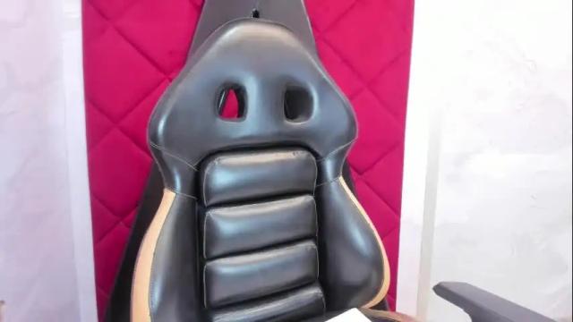 Image 11 of hanna_slut Stream on Chaturbate on 1 month ago