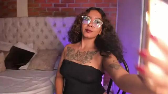 Image 8 of hanna_witch Stream on Chaturbate on 14 months ago