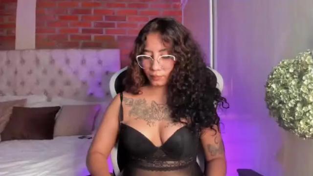 Image 10 of hanna_witch Stream on Chaturbate on 13 months ago