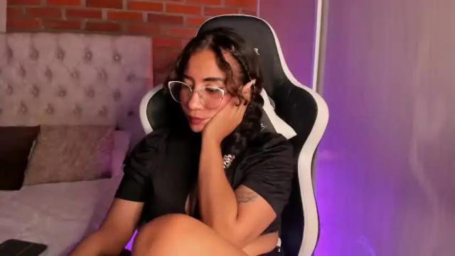 Image 10 of hanna_witch Stream on Chaturbate on 13 months ago