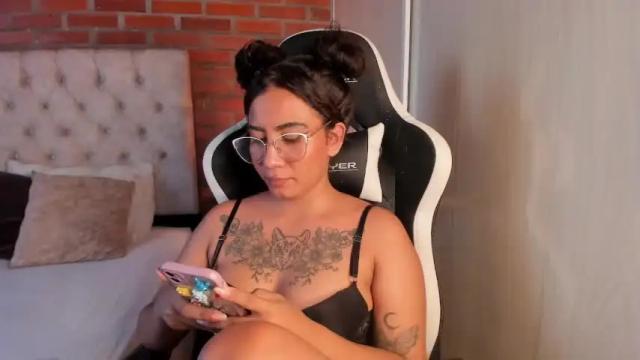 Image 10 of hanna_witch Stream on Chaturbate on 13 months ago