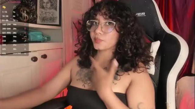 Image 8 of hanna_witch Stream on Chaturbate on 29 days ago