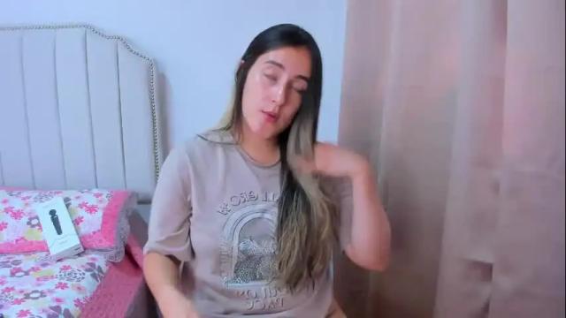 Image 3 of hannaa86 Stream on Chaturbate on 1 month ago