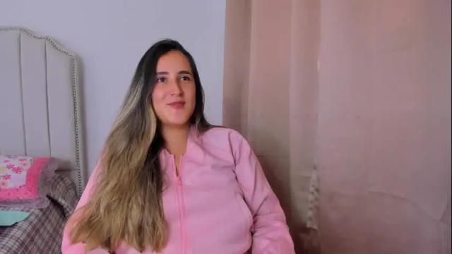 Image 3 of hannaa86 Stream on Chaturbate on 25 days ago