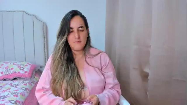 Image 4 of hannaa86 Stream on Chaturbate on 20 days ago