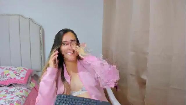 Image 8 of hannaa86 Stream on Chaturbate on 20 days ago