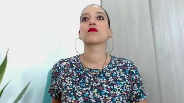 Image 2 of hannabennethh Stream on Chaturbate on 13 months ago