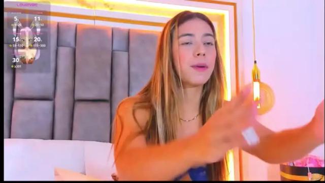 Image 10 of hannabronw Stream on Chaturbate on 13 days ago