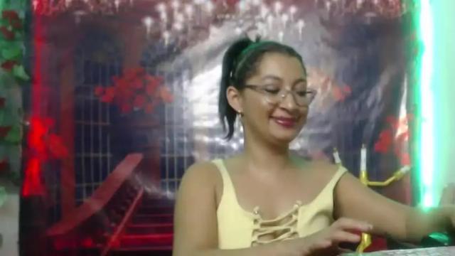 Image 3 of hannafalls Stream on Chaturbate on 13 months ago