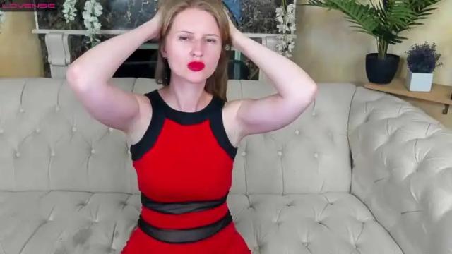Image 2 of hannaflower_ Stream on Chaturbate on 20 months ago