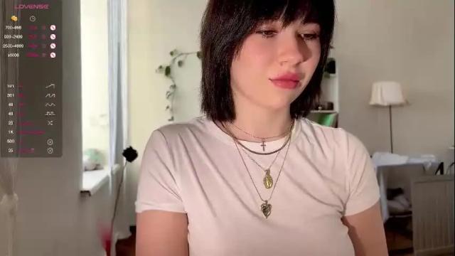 Image 2 of hannah_allin Stream on Chaturbate on 4 months ago