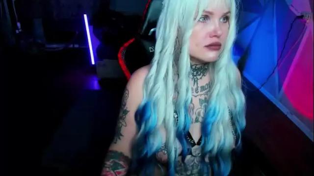 Image 6 of hannah_chaos Stream on Chaturbate on 1 month ago