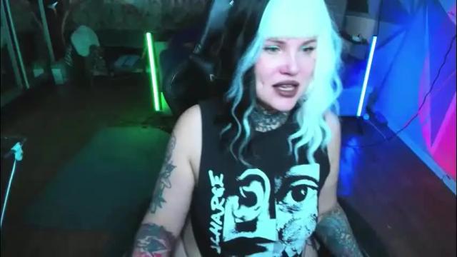 Image 10 of hannah_chaos Stream on Chaturbate on 20 days ago