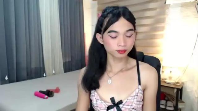 Image 2 of hannah_davis69 Stream on Chaturbate on 15 months ago