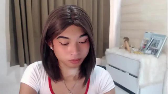 Image 3 of hannah_davis69 Stream on Chaturbate on 27 days ago